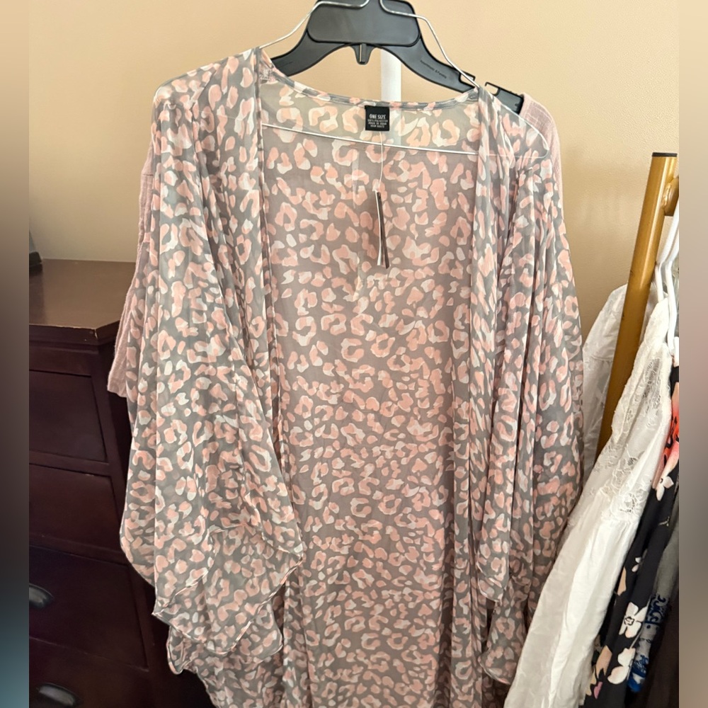Grey with pink polka dots Kimono one size